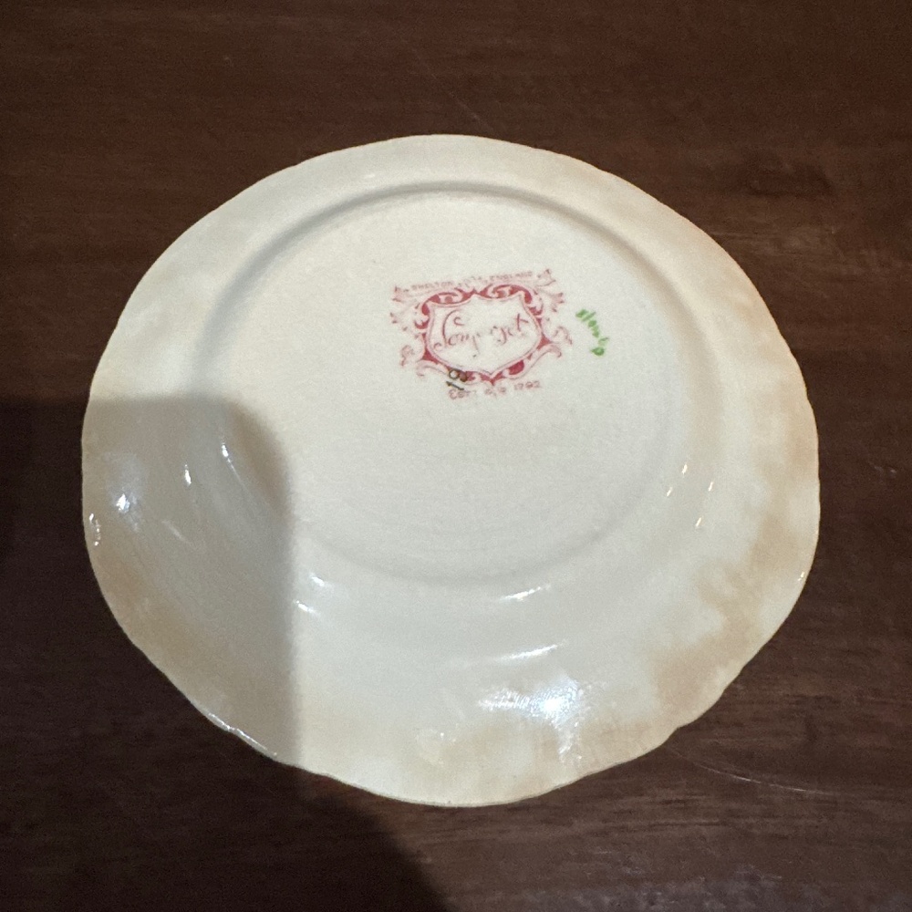 Antique 1920ās Somerset Burgundy Rose 3 Dessert Plates/4 Saucers Shelton - Picture 7 of 8